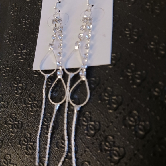 New earrings rinestone tassels tear drop hoops silvertone metal - Picture 1 of 2